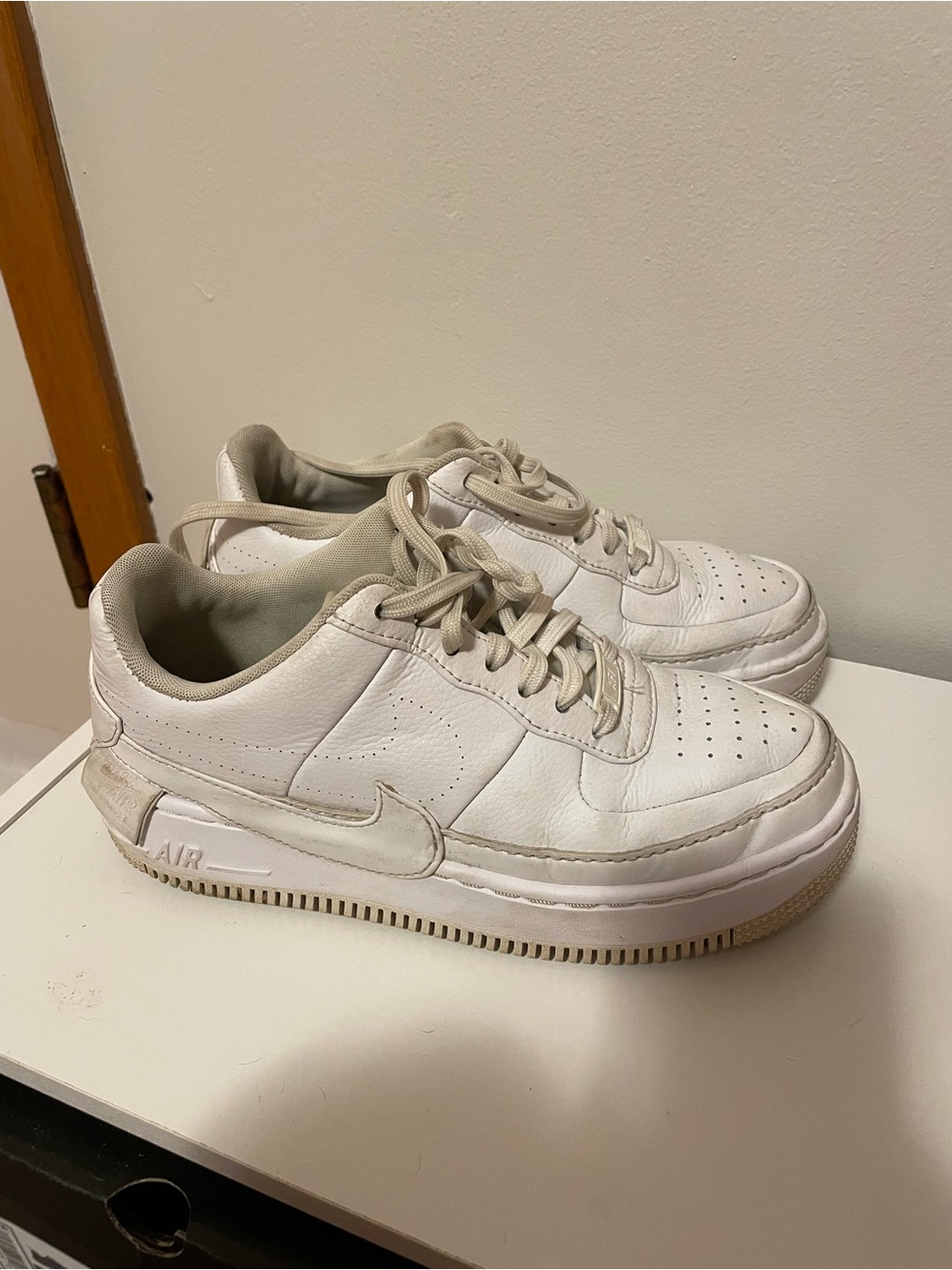 Air Force 1s - Women’s 7.5